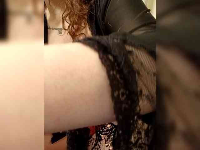 Sexyred3141-1 webcam