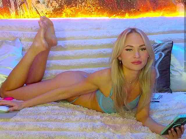 RudeGirl webcam