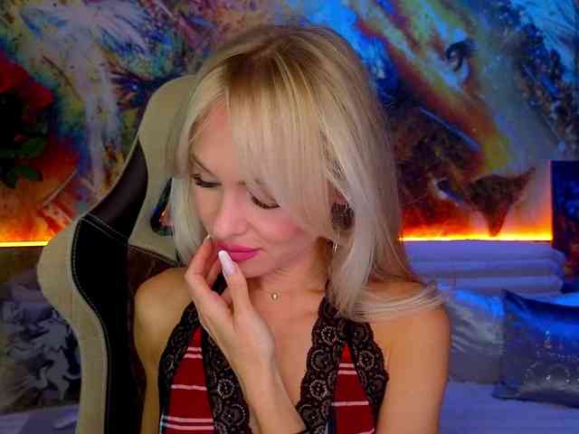 RudeGirl webcam
