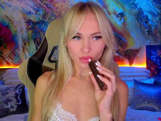 RudeGirl webcam