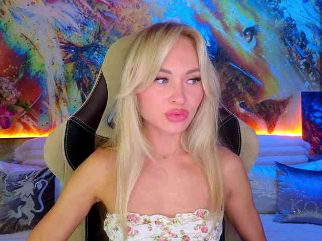 RudeGirl webcam