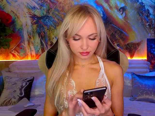 RudeGirl webcam
