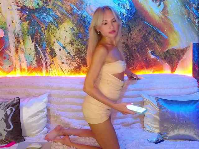 RudeGirl webcam