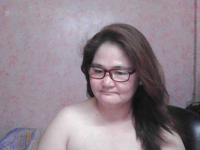 NICEtitspinay webcam