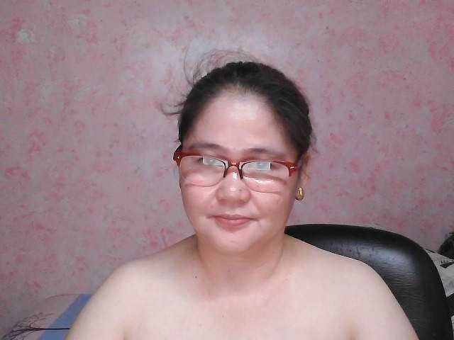 NICEtitspinay on BongaCams 