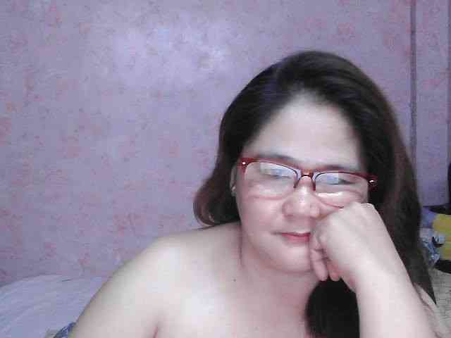 NICEtitspinay webcam