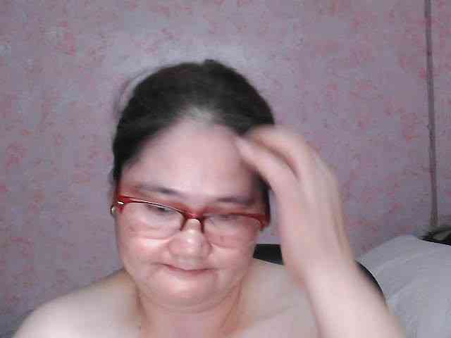 NICEtitspinay webcam