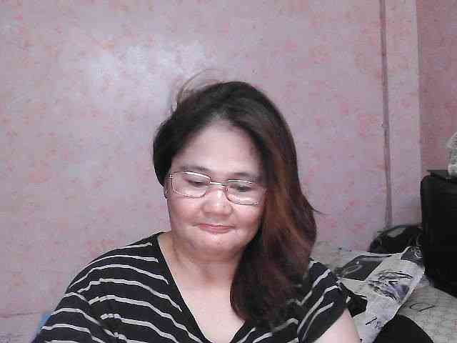 NICEtitspinay webcam