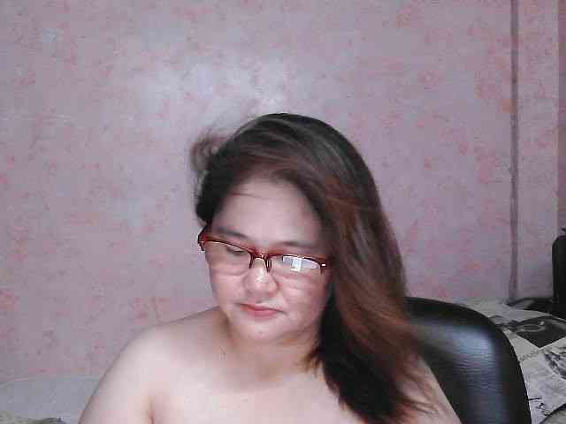 NICEtitspinay webcam
