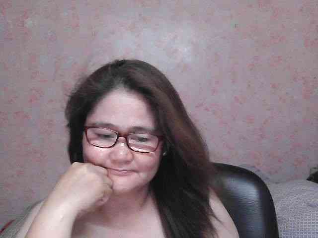 NICEtitspinay webcam