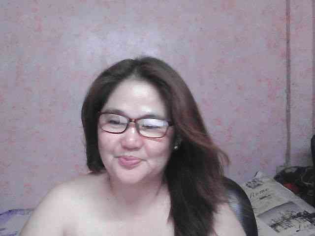 NICEtitspinay webcam