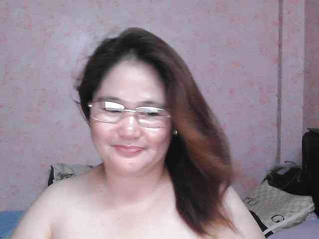 NICEtitspinay webcam