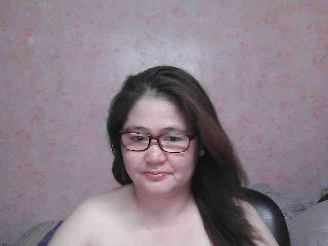 NICEtitspinay webcam