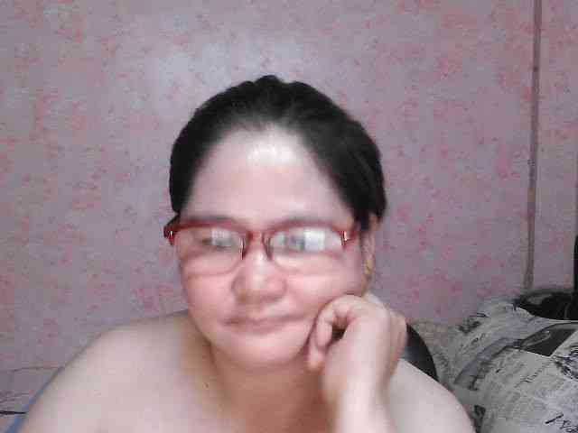 NICEtitspinay webcam