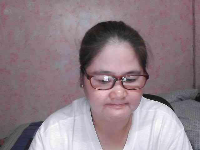 NICEtitspinay webcam