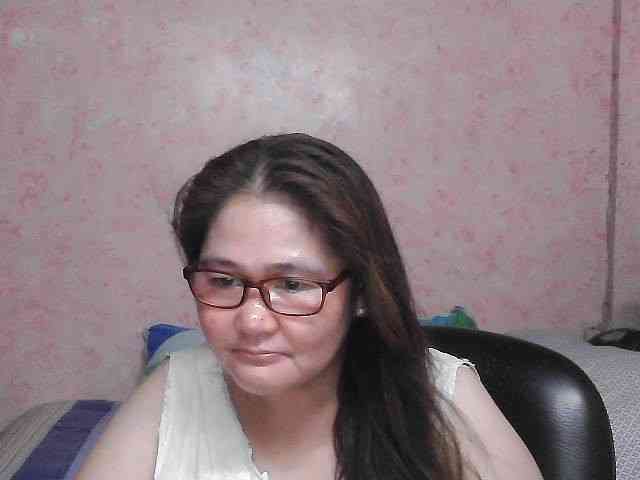 NICEtitspinay webcam