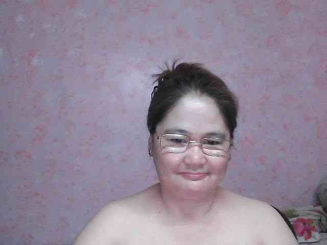 NICEtitspinay webcam