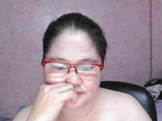 NICEtitspinay webcam