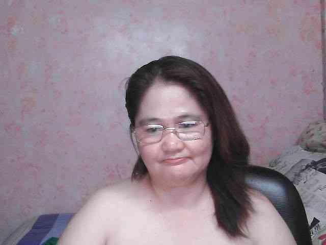NICEtitspinay webcam