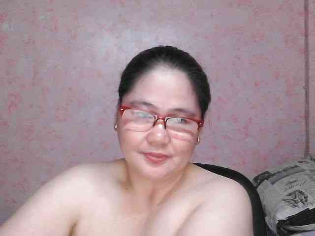 NICEtitspinay webcam