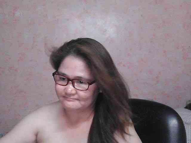 NICEtitspinay webcam