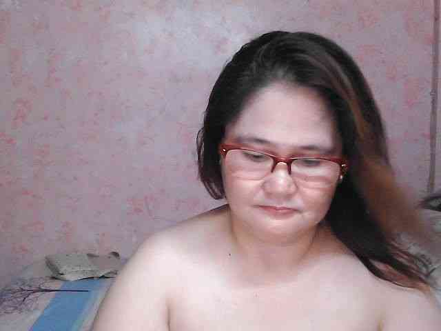 NICEtitspinay webcam
