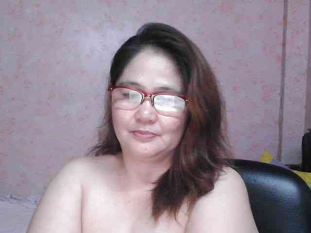NICEtitspinay webcam