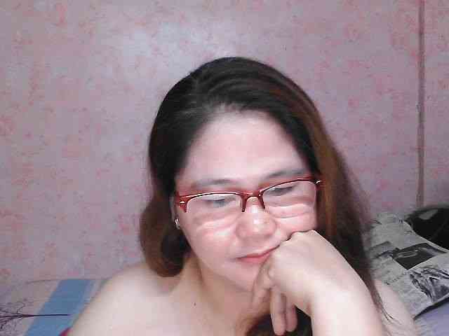 NICEtitspinay webcam