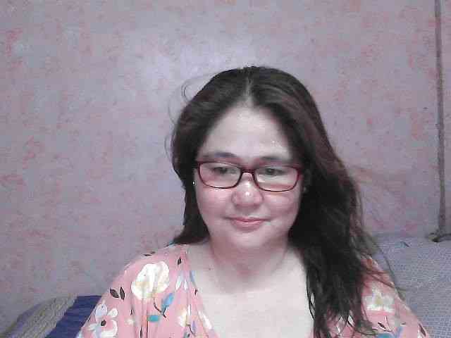 NICEtitspinay webcam