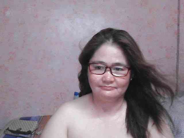 NICEtitspinay webcam