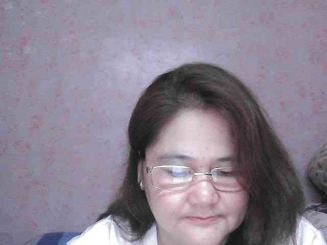 NICEtitspinay webcam