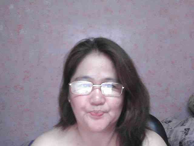NICEtitspinay webcam