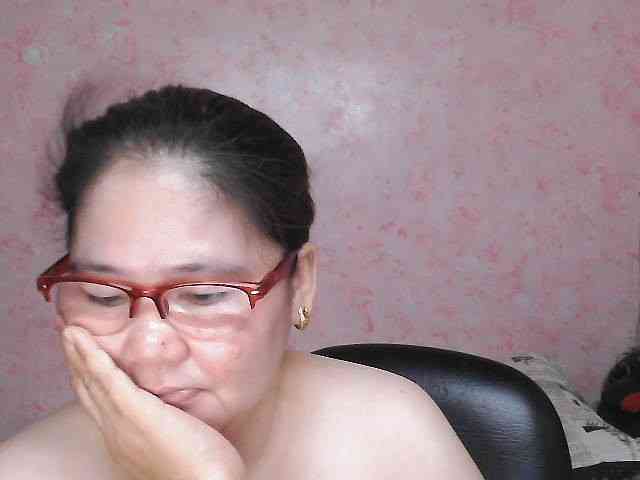 NICEtitspinay webcam