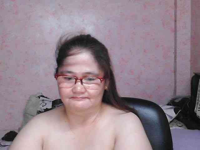 NICEtitspinay webcam