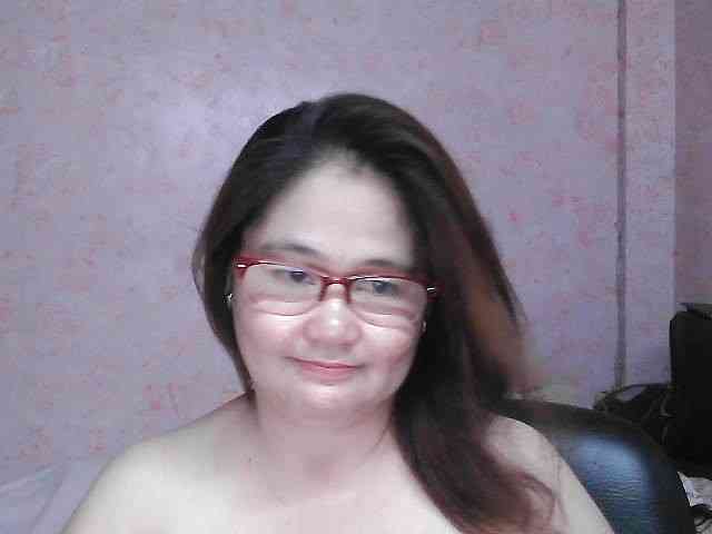 NICEtitspinay webcam
