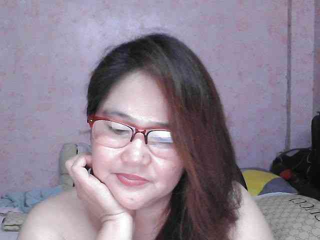NICEtitspinay webcam