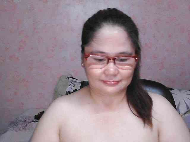 NICEtitspinay webcam