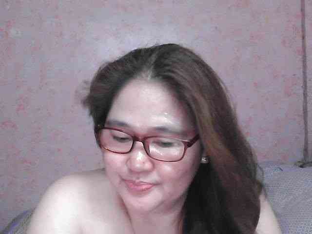 NICEtitspinay webcam