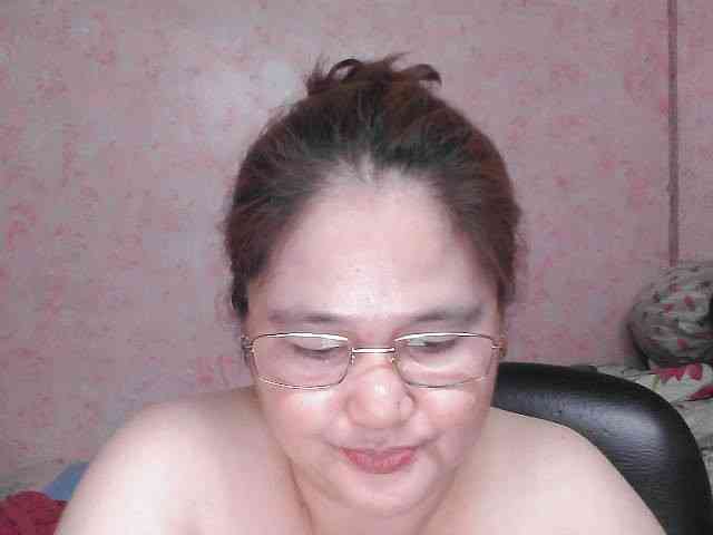 NICEtitspinay webcam