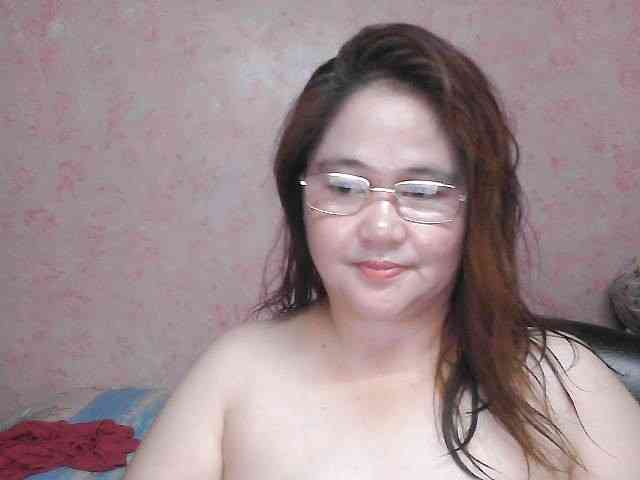 NICEtitspinay webcam