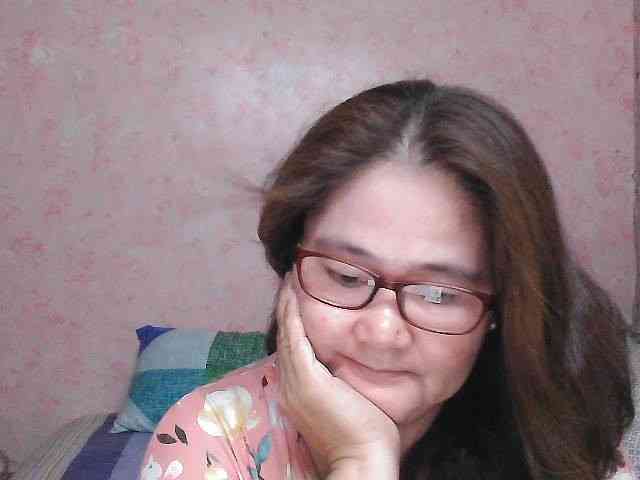 NICEtitspinay webcam