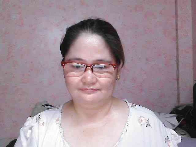 NICEtitspinay webcam
