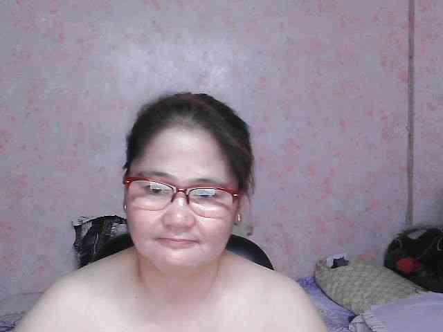 NICEtitspinay webcam