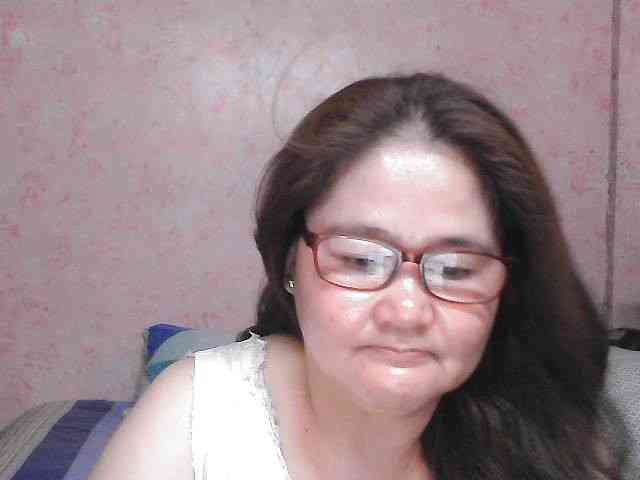 NICEtitspinay webcam