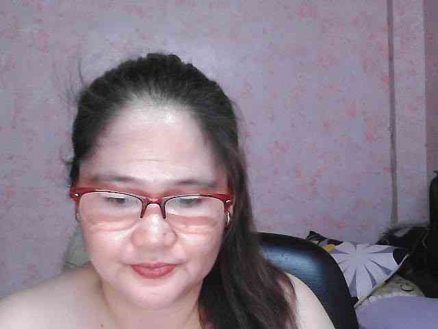 NICEtitspinay webcam