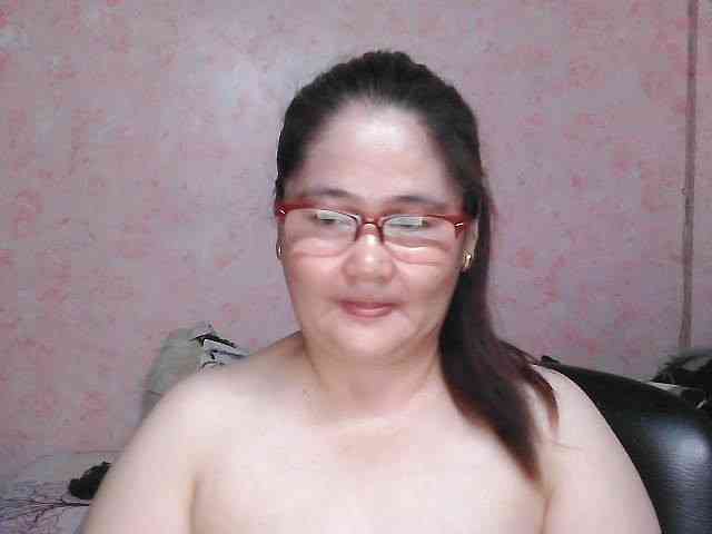 NICEtitspinay webcam