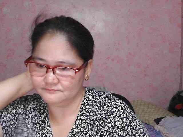 NICEtitspinay webcam