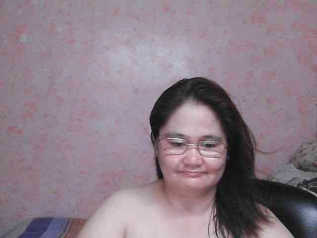 NICEtitspinay webcam
