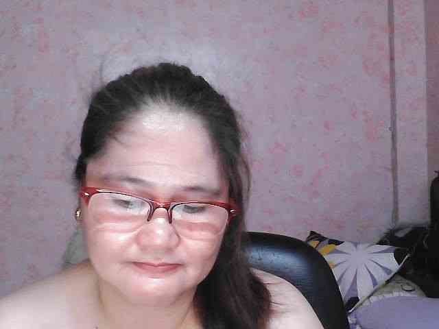 NICEtitspinay webcam