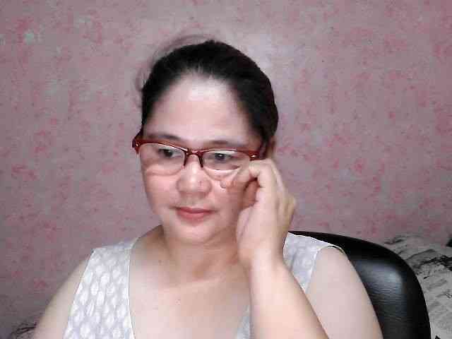 NICEtitspinay webcam